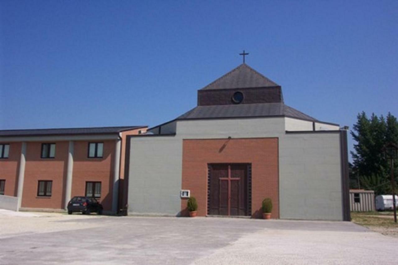 La Casa Sull'Aia,Av Bed and Breakfast Santo Stefano del Sole Εξωτερικό φωτογραφία